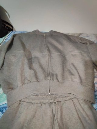 Conjunto bomber + chándal gris