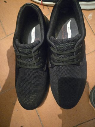 Zapatillas Skechers Negras y Azules