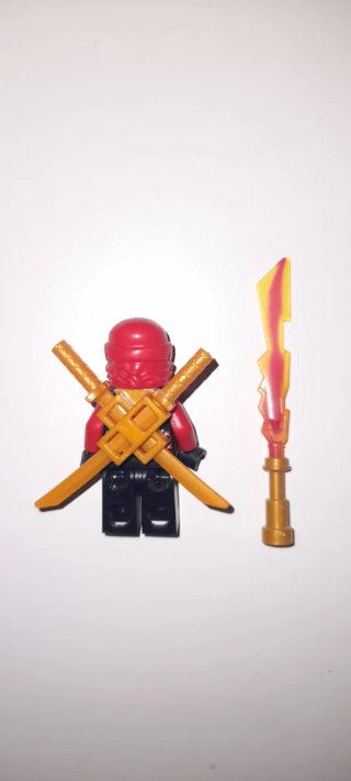 C119 Lego Ninjago Kai Ninja Minifigura y Espada