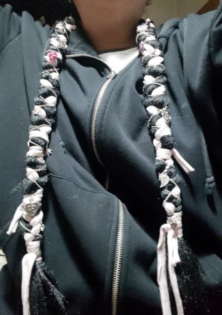 Trenzas extensiones con abalorios