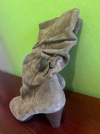 Botas de mujer negras y grises