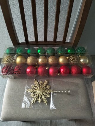 Árvore de Natal com enfeites