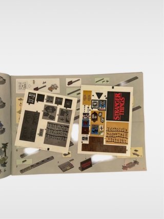 LEGO Stranger Things 75810 Completo