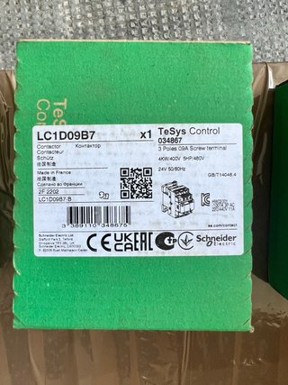 Lotto Componenti Schneider Electric TeSys NUOVI
