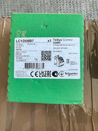 Lotto Componenti Schneider Electric TeSys NUOVI