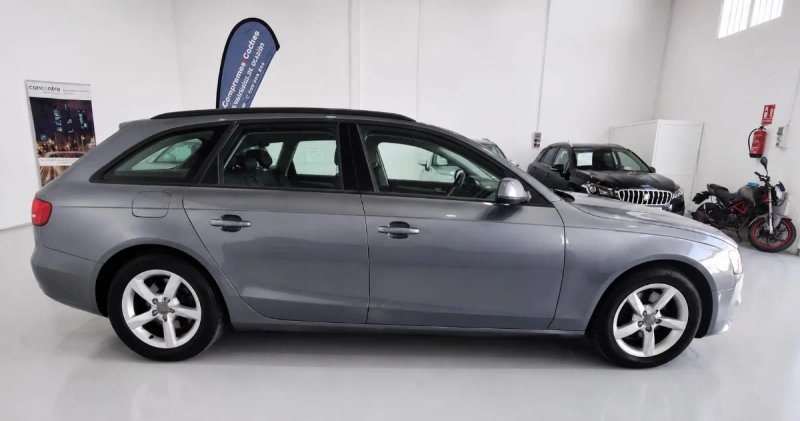 Audi A4 AVANT 2.0 TDI DPF 2012, foto 5
