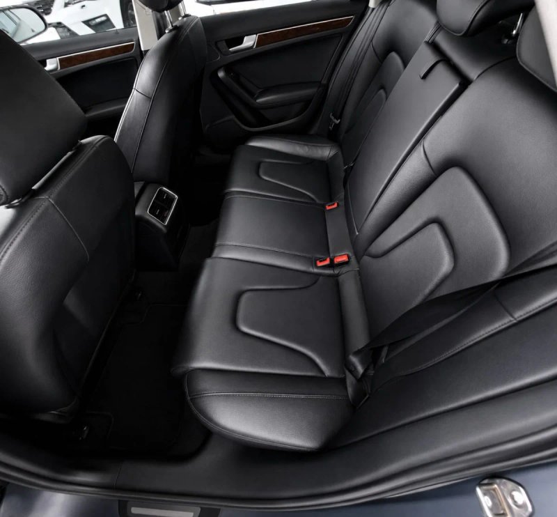 Audi A4 AVANT 2.0 TDI DPF 2012, foto 11