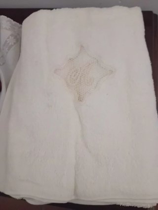 Telo bagno ricamato bianco