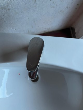 Lavabo de porcelana blanco