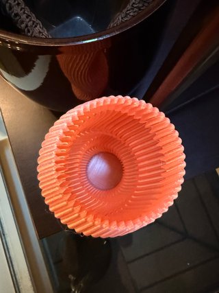 Vaso di Design Ondulato Rosa