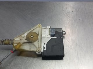 ELEVALUNAS DELANTERO DERECHO AUDI A3 (8P1) BKD 8P