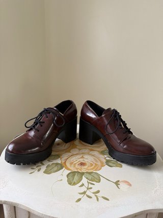 Zapatos burdeos tacón ancho