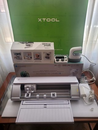 Silhouette Cameo 5 + Mini Prensa xTool + Control