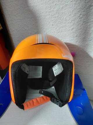 Casco y gafas de esquí naranja niño