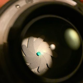 Nikon AF-S 50mm f/1.4G con Caja y Filtro