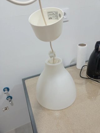 Lámpara colgante Ikea blanca