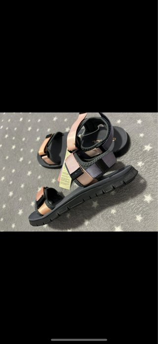 Sandalias O'Neill Talla 38 Negro/Rosa