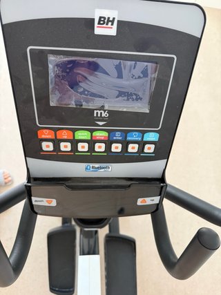 Bicicleta Elíptica BH ZK900