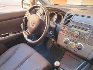 Nissan Tiida 2008