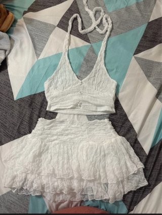 Conjunto Top y Falda Blanca