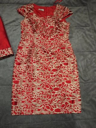 Conjunto traje chaqueta y falda rojo_Talla 42