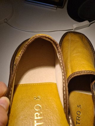 Zapatilla da casa in pelle marrone e giallo
