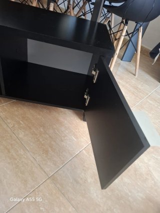 Mueble TV negro madera