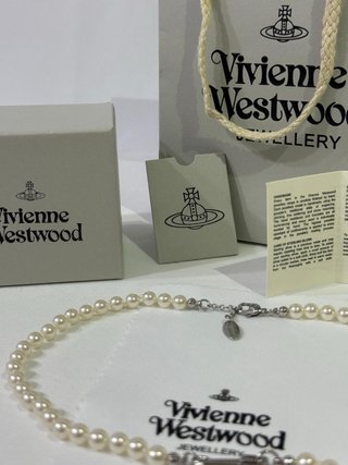 Collar Vivienne Westwood Perlas Plata