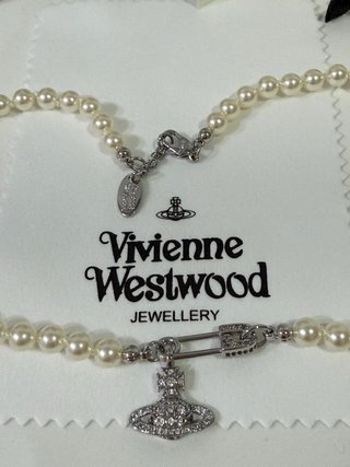 Collar Vivienne Westwood Perlas Plata
