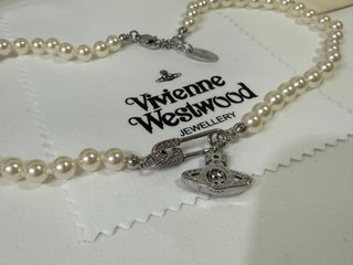 Collar Vivienne Westwood Perlas Plata