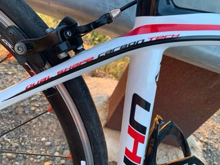 Massi Pro Carbono UHM – Shimano Ultegra – Rodes Fu