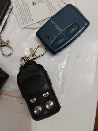 Mando de garaje universal 433 MHz