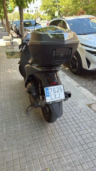 Honda SH 125i Scooter Negra/Gris