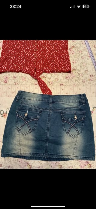 Conjunto Falda Vaquera y Camiseta Talla M