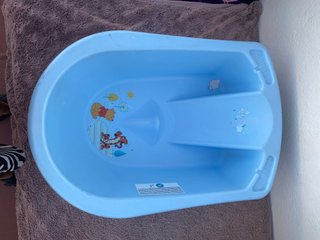 Carrito de bebé, bañera, bujador - muy buen estado