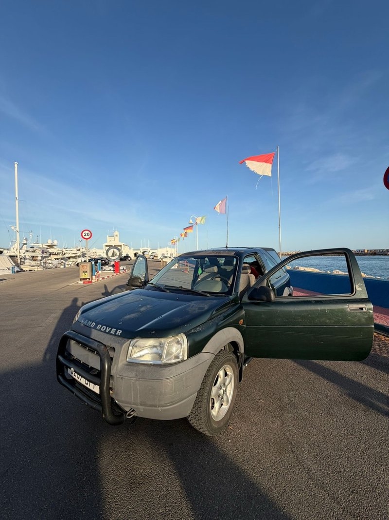 Land Rover Freelander 2003 - foto 1