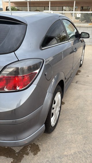 Opel Astra 2007