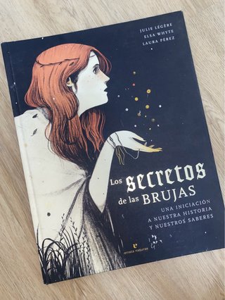 LIBRO LOS SECRETOS DE LAS BRUJAS