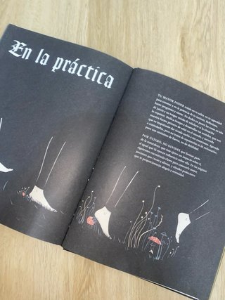 LIBRO LOS SECRETOS DE LAS BRUJAS