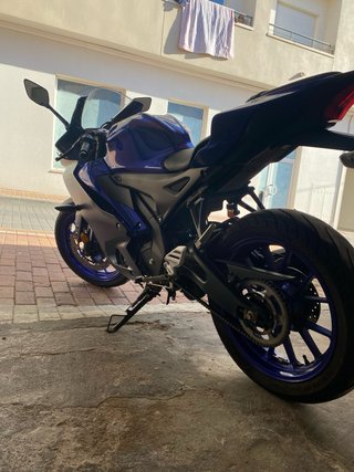 Yamaha YZF R125 Negra/Azul
