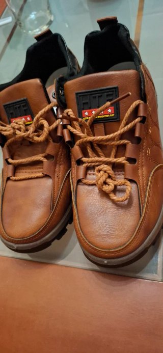 Zapatos Marrones HTF