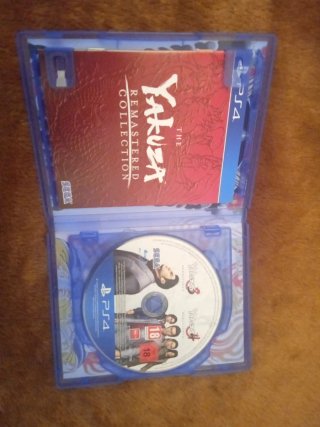 PS4 Yakuza Remastered Collection