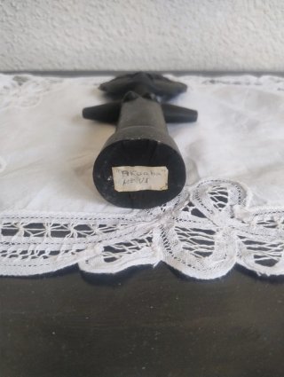 Figura de madera tallada