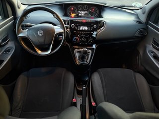 Lancia Ypsilon 2014 !!impecable !!