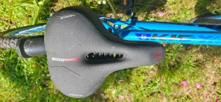 Bicicleta azul infantil