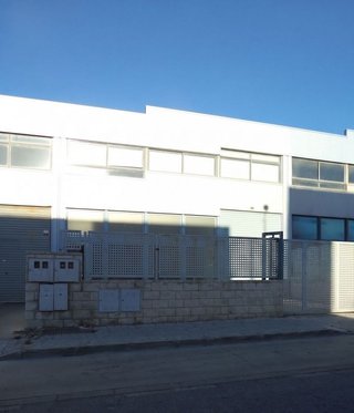 Nave industrial en alquiler en Salteras