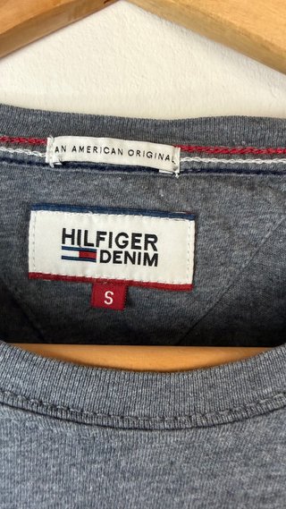 Camiseta Tommy Hilfiger Gris Talla S