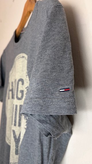 Camiseta Tommy Hilfiger Gris Talla S