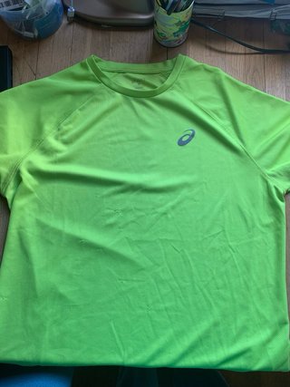 Camiseta Asics verde