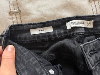 Pantalón denim flare negro